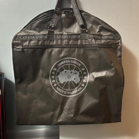 Canada Goose Coat - Picture 3 of 4